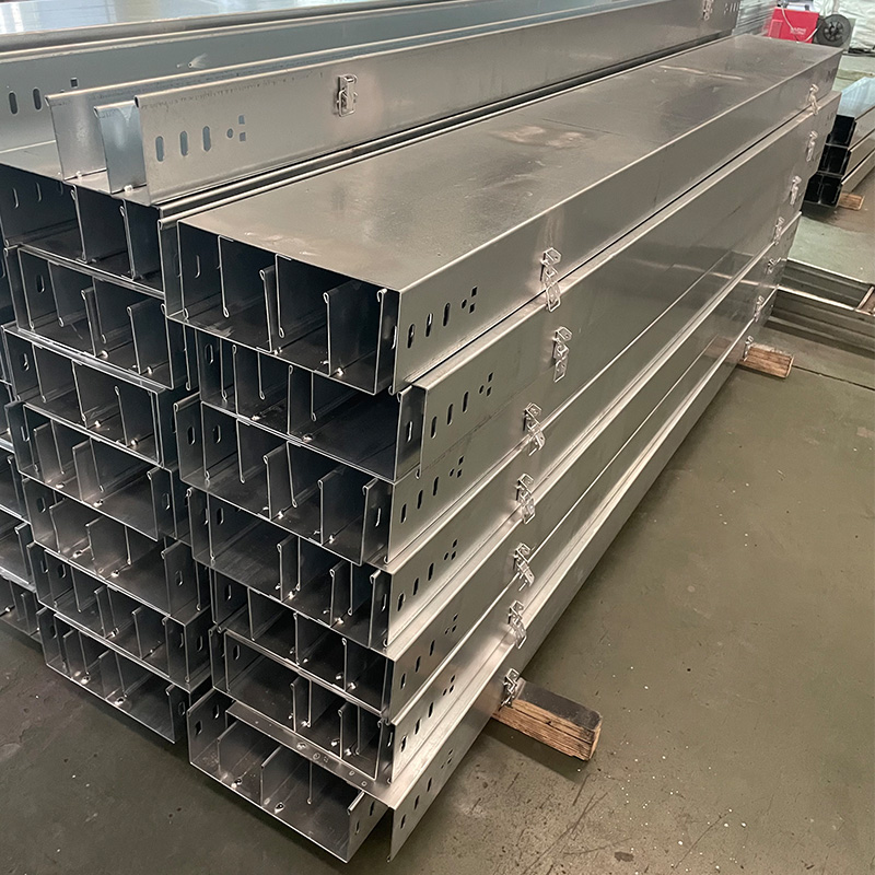 ওয়াটারড্রপ এজ কেবল ট্রে