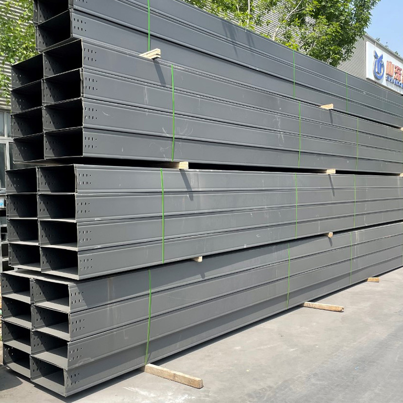 বড় স্প্যান কেবল ট্রে