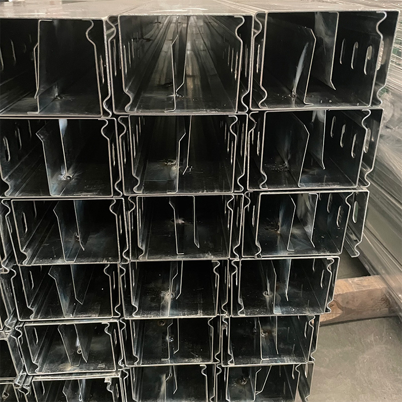 স্ব-লকিং কেবল ট্রে