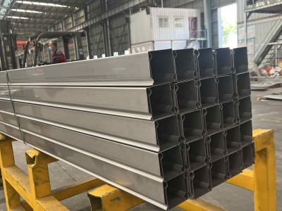 তারের ট্রে