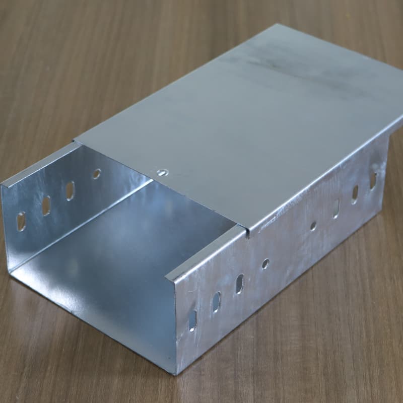 তারের ট্রে